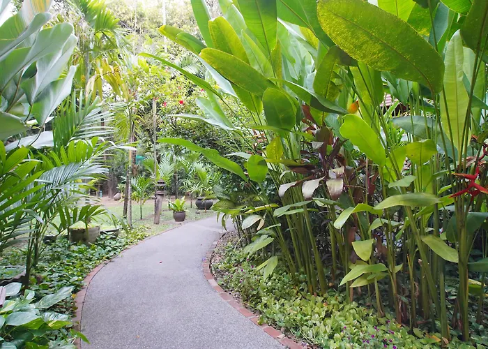 Yaang Come Village Hotel